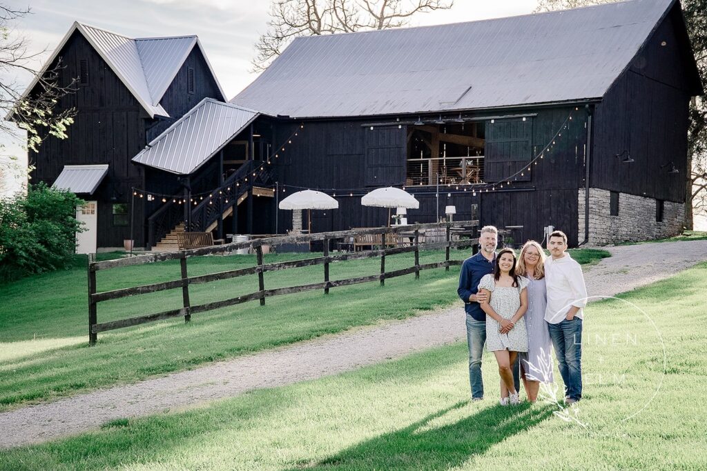 Cedar Bay Farm Wedding Venue In Cincinnati | Cincinnati Wedding Photographer | Linen &Amp; Elm Photography | Cincinnati Wedding Photographer | Fine Art Photography | Documentary Style