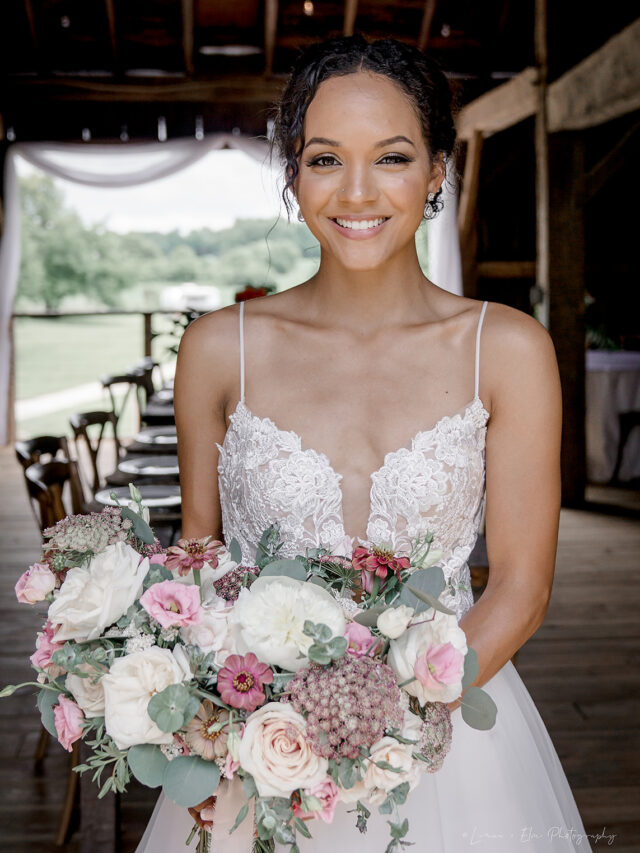 Cedarbaystyledshoot By Linenandelm.com 5 Websize | Cincinnati Wedding Photographer | Linen &Amp; Elm Photography | Cincinnati Wedding Photographer | Fine Art Photography | Documentary Style