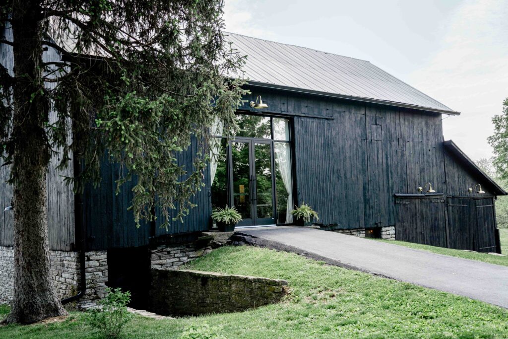 Front Of Cedar Bay Farm Wedding Photographer Linen Elm Photography Cincinnati Wedding Photographer 1 | Cincinnati Wedding Photographer | Linen &Amp; Elm Photography | Cincinnati Wedding Photographer | Fine Art Photography | Documentary Style