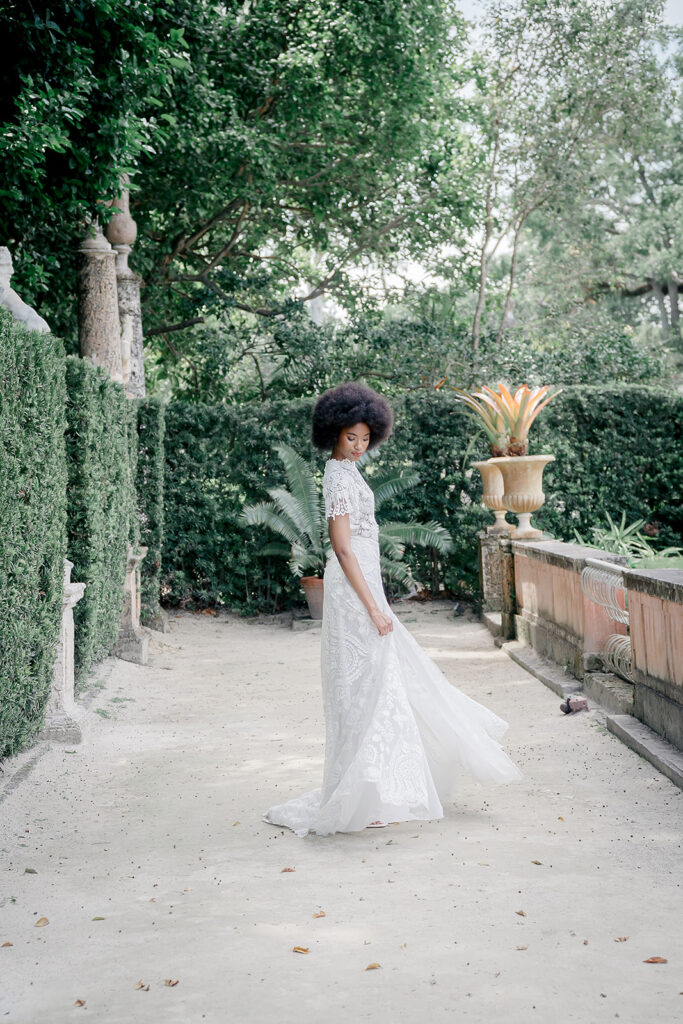 VizcayaMuseum Maelyn 1641 websize 1 | Cincinnati Wedding Photographer | Fine Art Photography | Documentary Style | Linen & Elm Photography